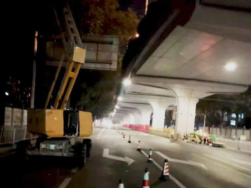 解放路焕新启航 品质化提升工程竣工，迎宾馆天桥无障碍通行全面开启